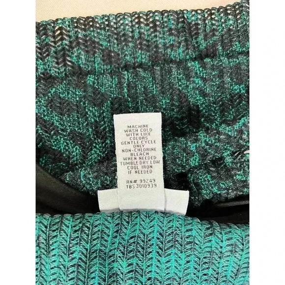 Catherines Plus Size 2X Cardigan Sweater Animal Print Green Black Size 2X - Picture 5 of 5